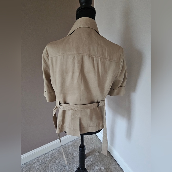 Tan jacket - Picture 2 of 3